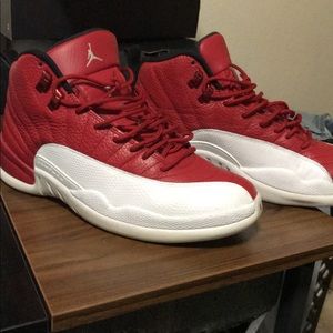Jordan 12 gym reds
